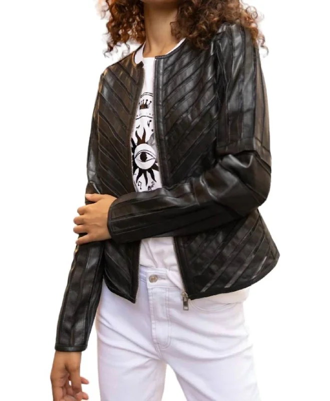 Tila Jacket In Black